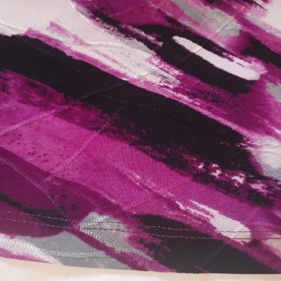 TanJay Blouse Fuchsia, Black and White Size Small - Picture 5 of 5